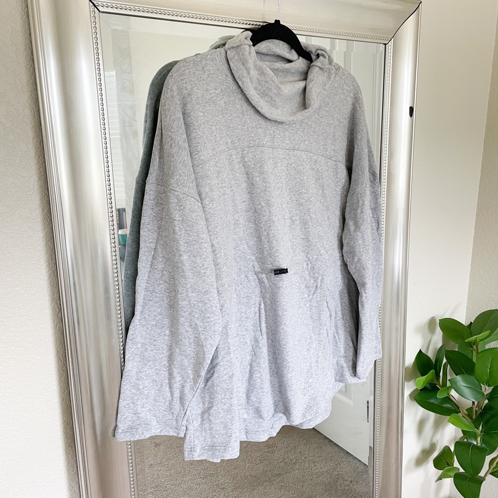 Pullover - Picture 3 of 8